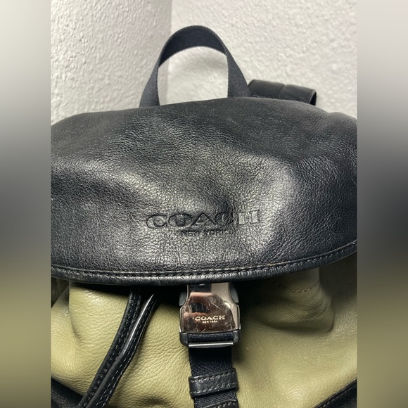Coach backpack - Picture 3 of 5